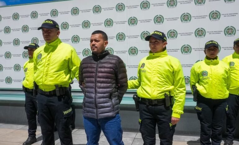 Coordinador del atentado a Miguel Uribe, fue implicado en crimen en Medellín