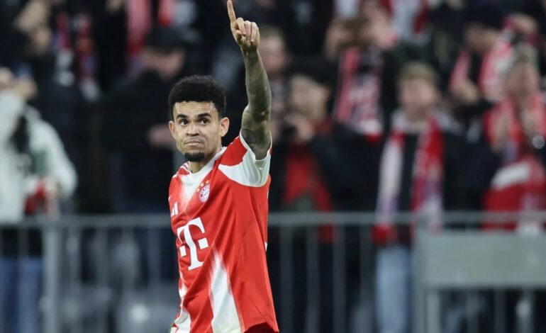 Luis Díaz entra en la élite de goleadores colombianos de la Bundesliga